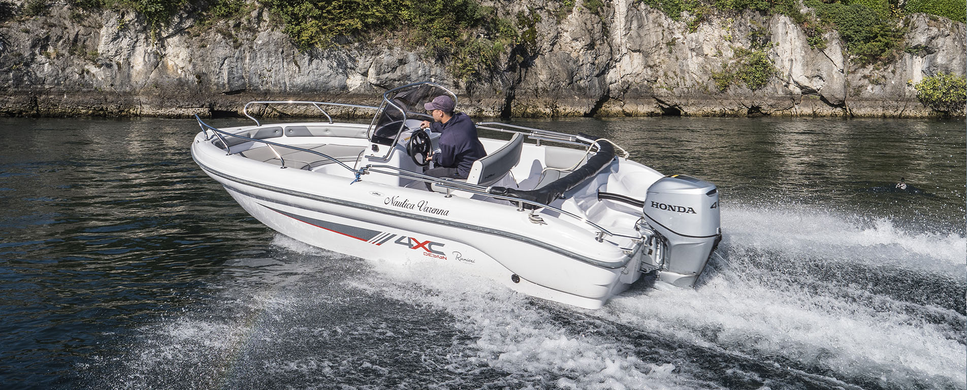 Lake como Boat